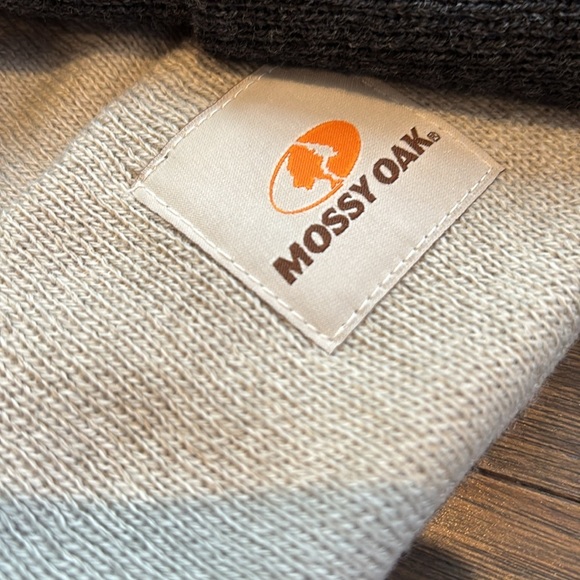 Mossy Oak Two Pack Wide Knit Cuffed Beanie hats,stretch logo patch OSFM - Picture 3 of 6